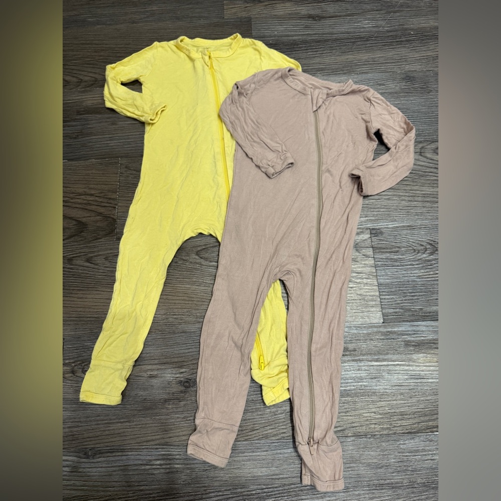 Kyte Baby Bundle of two Pajama Rompers 2T